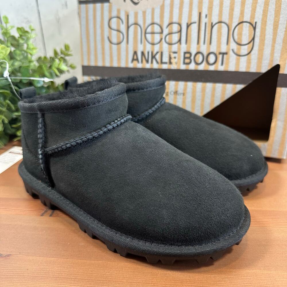 Kirkland Signature Kids Shearling Ankle Boots Size 4